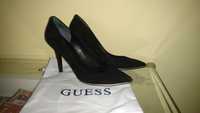 Szpilki zamsz Guess 40