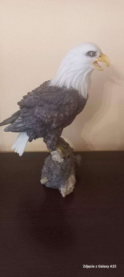 Orzeł bielik figurka duża