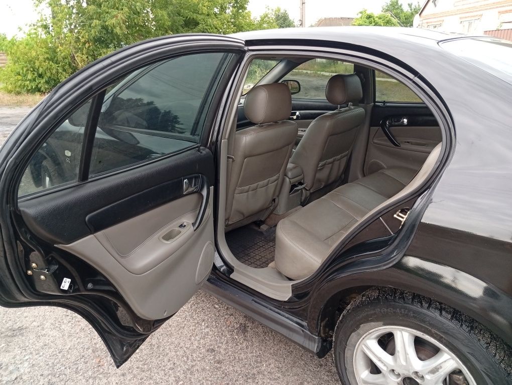 Продам сімейне авто Chevrolet evanda
