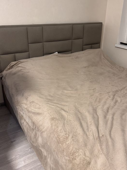 Ліжко двухмістне