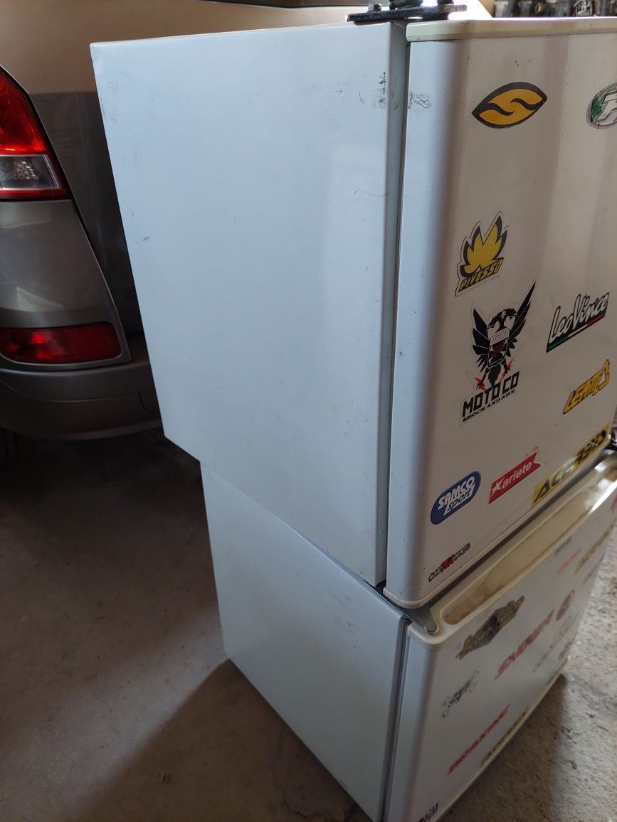 Продаються холодильники  автомобільні.