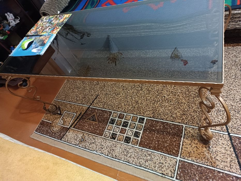 Кованный стол ручной работы