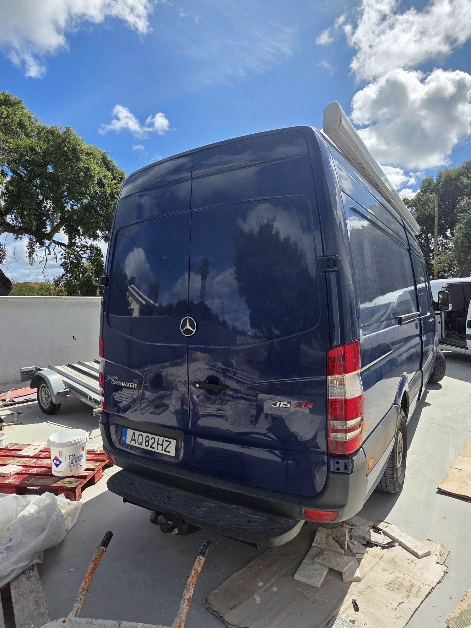 Mercedes sprinter van
