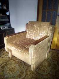 Кресло не раскладное с двумя съемными подушками