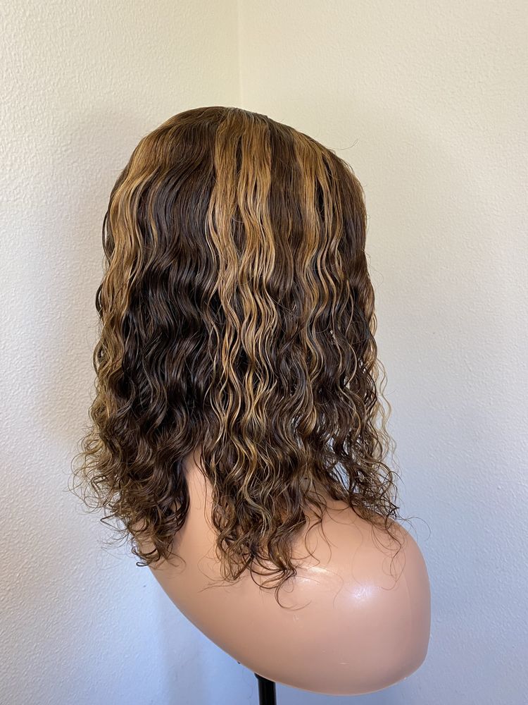 Peruca 100% cabelo humano, T frontal, com madeixas castanhas, 16”