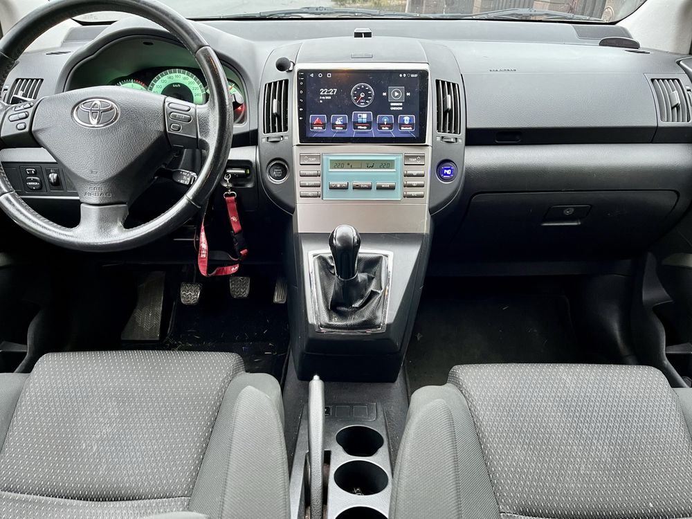 Toyota Corolla Verso 2.2D 2009R