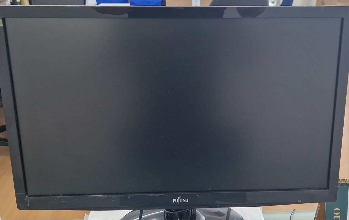 Monitor Fujitsu 20 polegadas