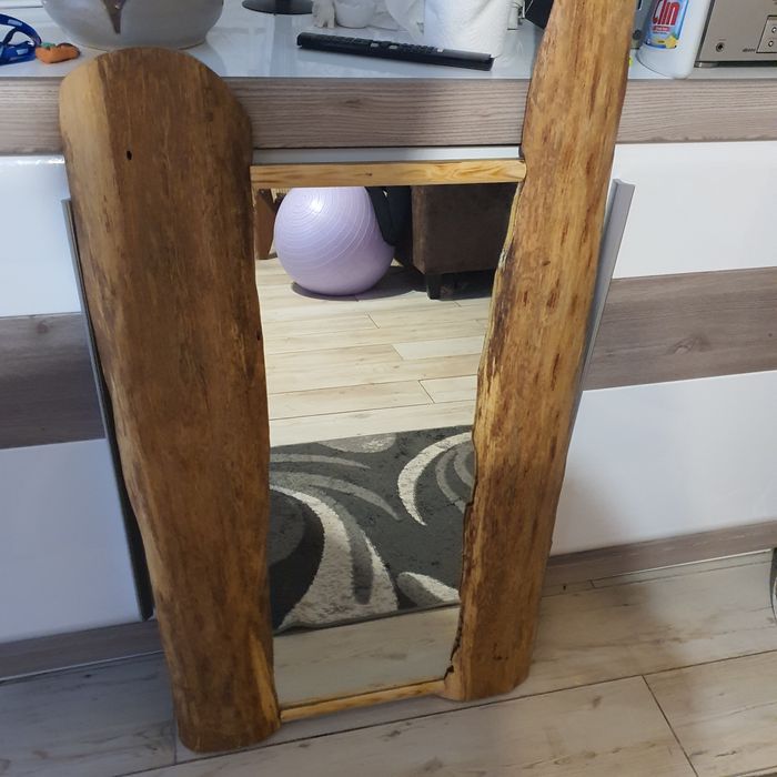 Lustro dębwe duże.