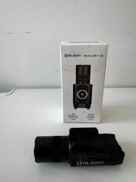 Olight BALDR Pro R - Latarka z celownikiem laserowym - Jak nowa!