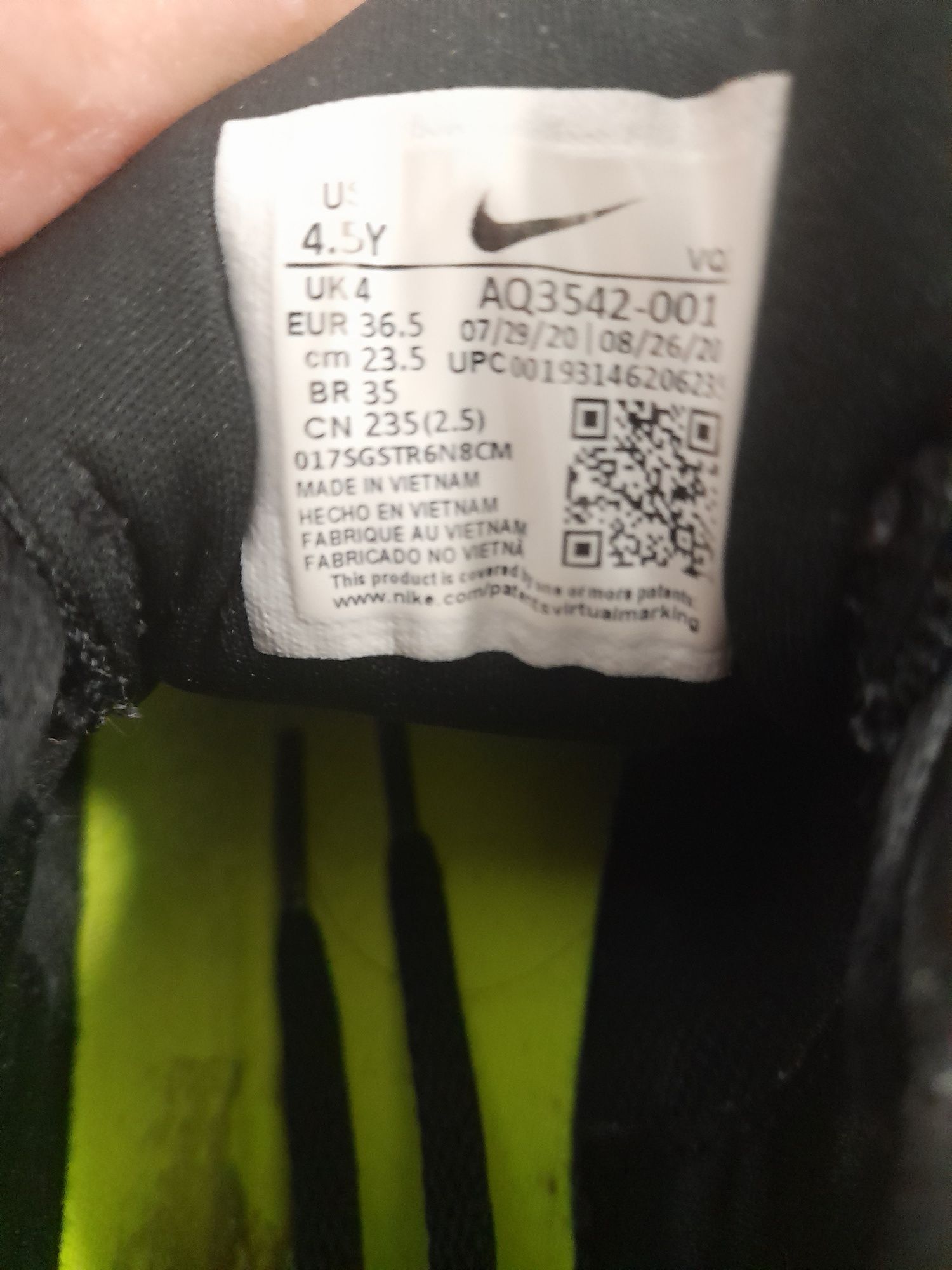 Nike кроссовки 36,5