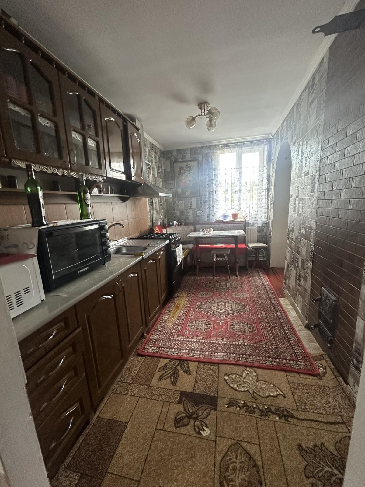 Продається будинок зі всіма зручностями