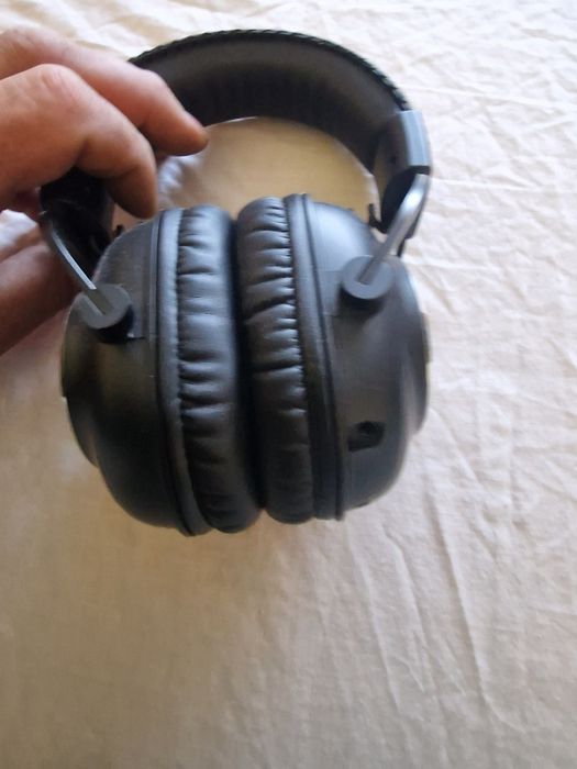 Używane słuchawki gamingowe Logitech GPro x. Doskonała jakość dźwięku