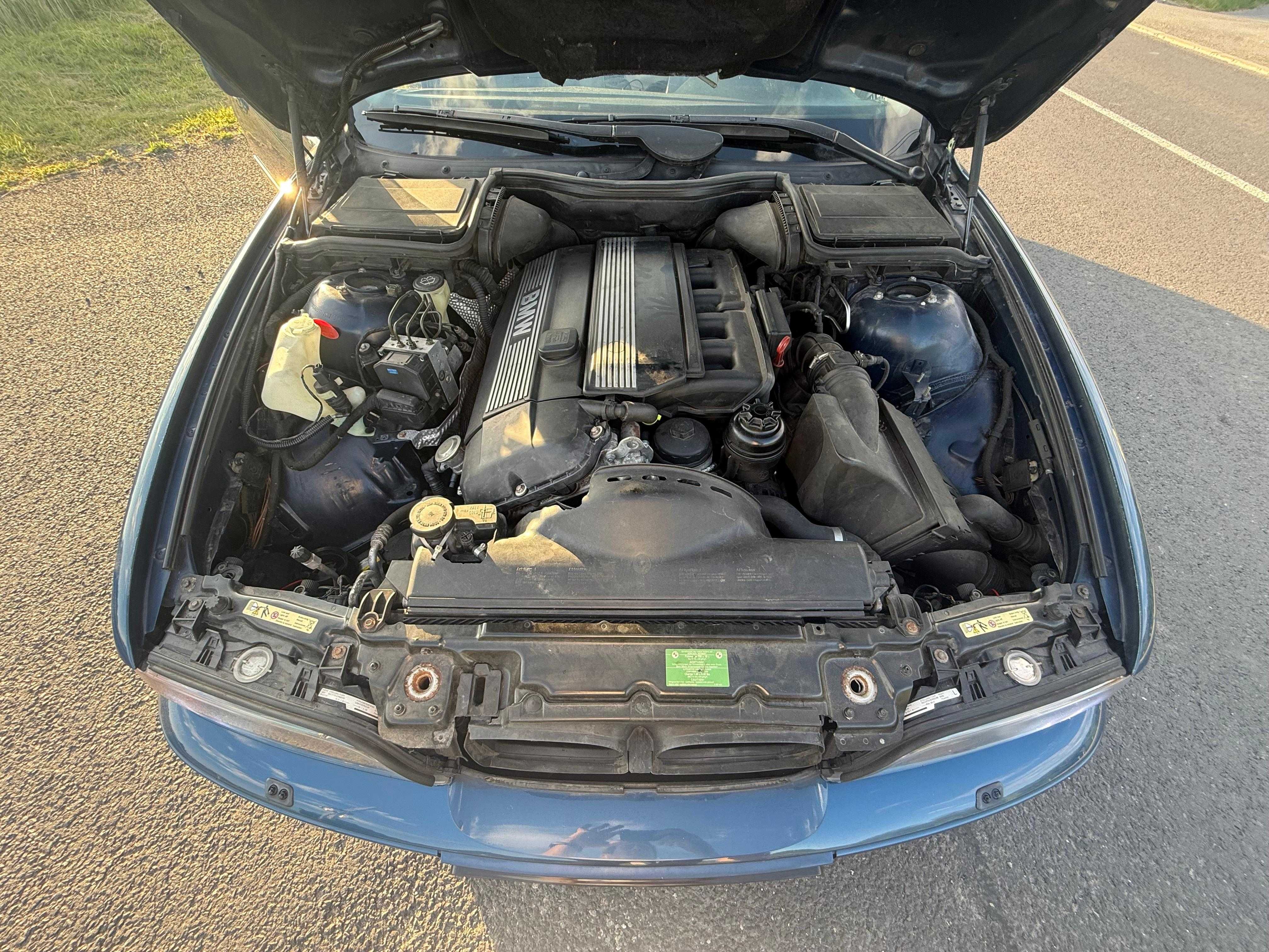 BMW e39 2.2L touring 2000r 270000 km Seria 5 stage 1 garage