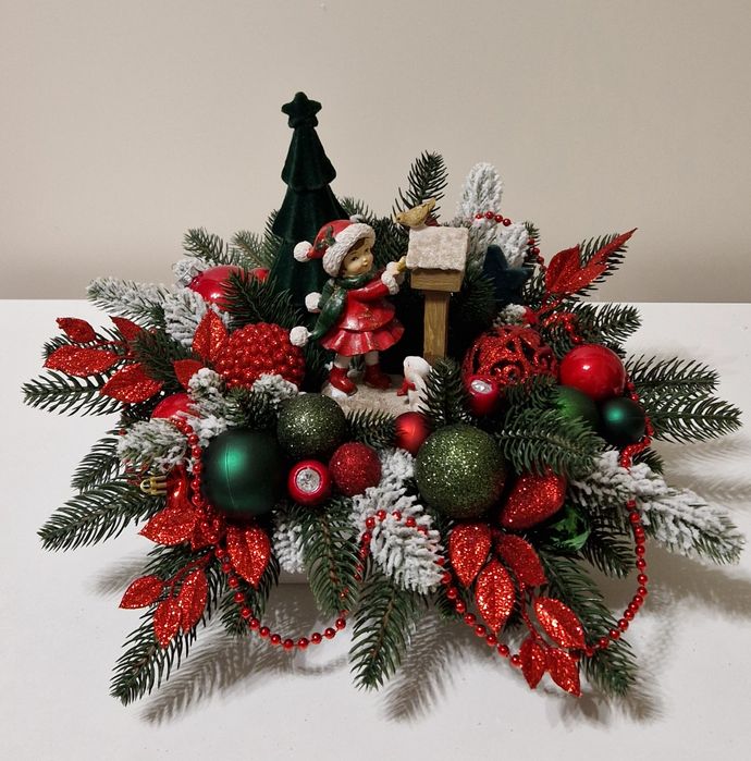 Новорічний декор, новорічний вінок, різдвяна композиція