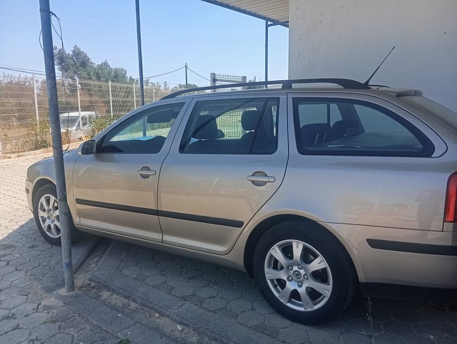 Skoda Otávia em bom estado