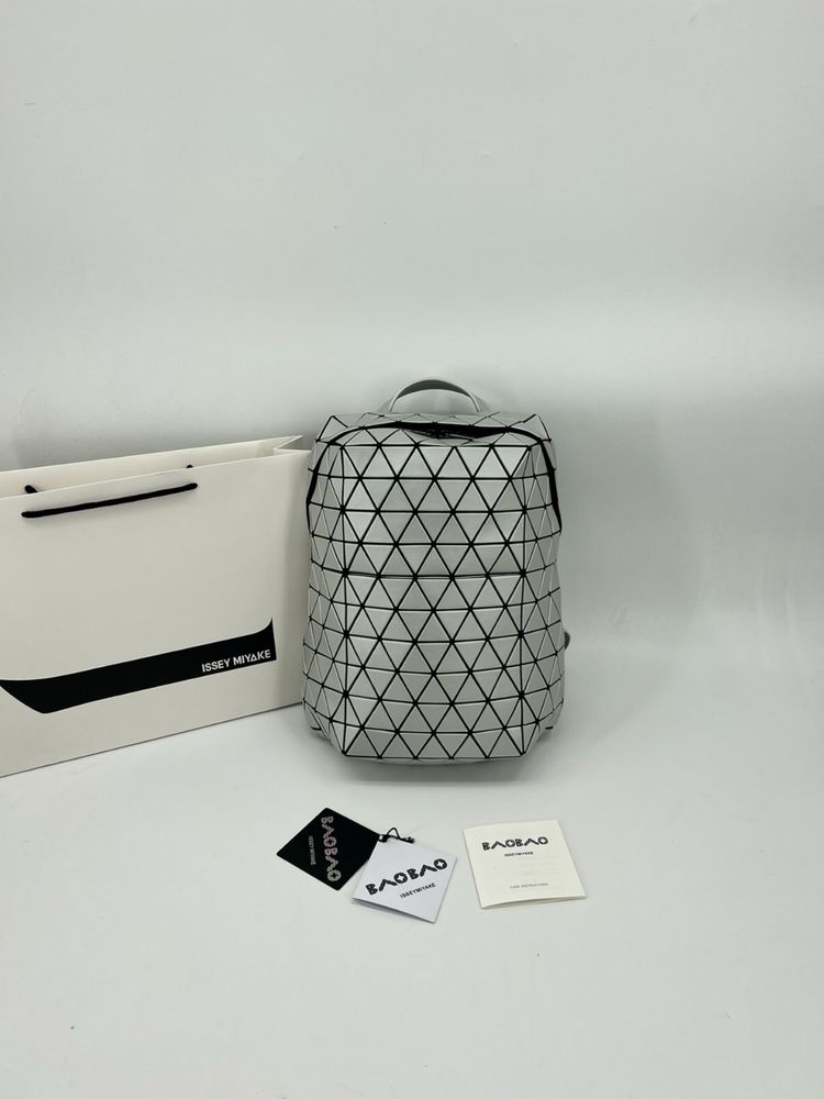 Issey Miyake Bao Bao Backpack cinza