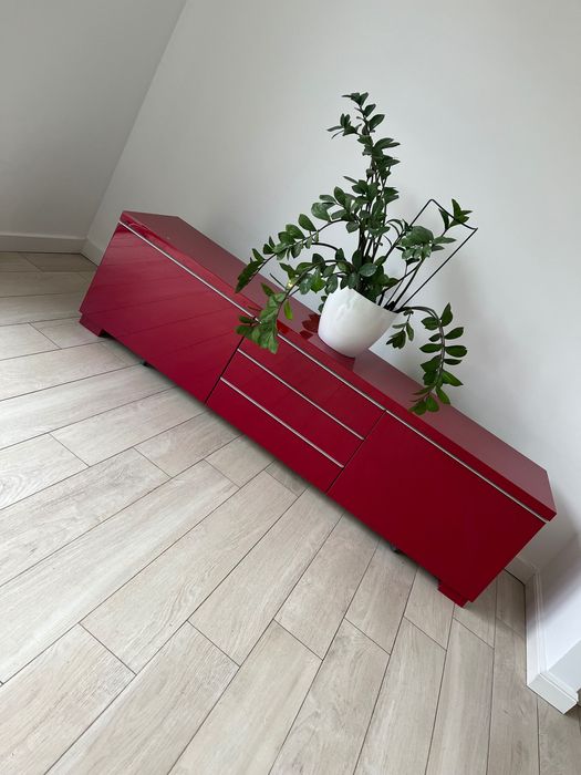Czerwona szafka 180cm