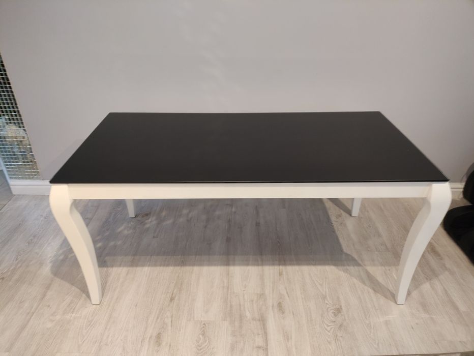 Stół obiadowy szklany blat