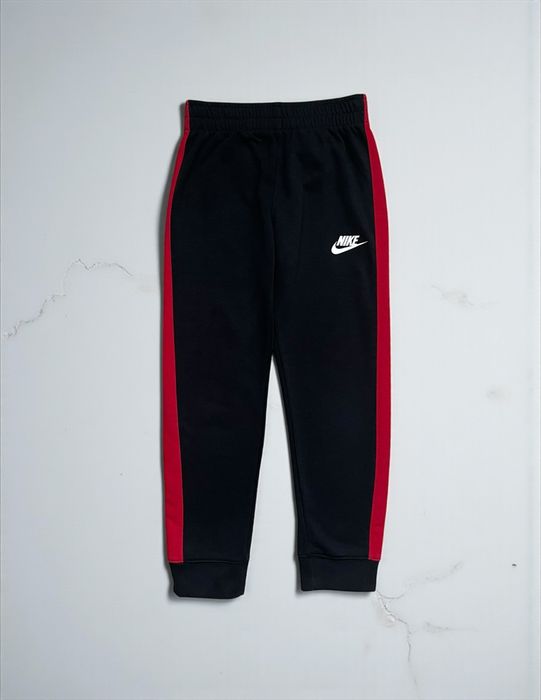 Спортивні штани Nike на хлопчика 6/7 років