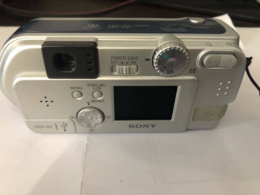 Máquina fotográfica Sony DSC P51