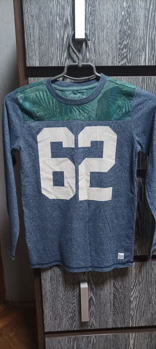 Кофта у хорошому стані