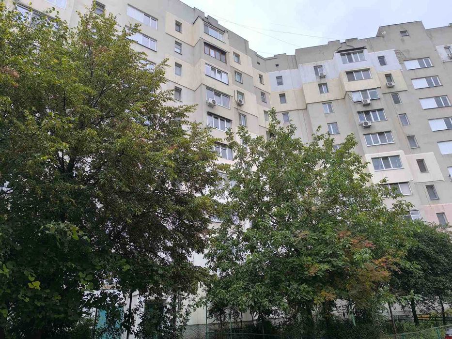 seg-01  Продам 2-х комн. кв. в новом доме, до  Центра - 10 минут