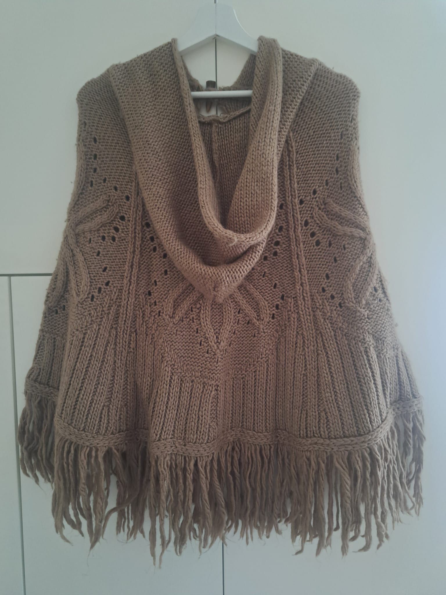 Poncho castanho, marca easy wear (ElcorteInglês)- tamanho 40