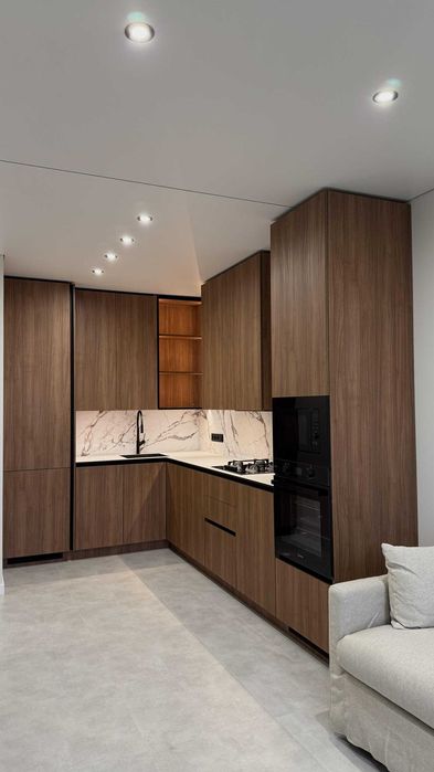 БЕЗ КОМІСІЇ!!! модна 1 кімнатна квартира з сучасним ремонтом. ЦЕНТР