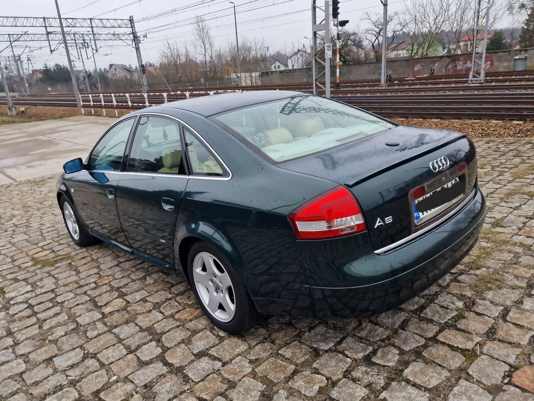 // AUDI A6 C5 2.8 193 KM //