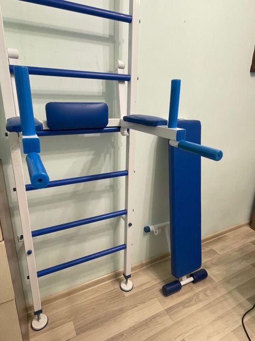 Продам металеву Шведську стіну