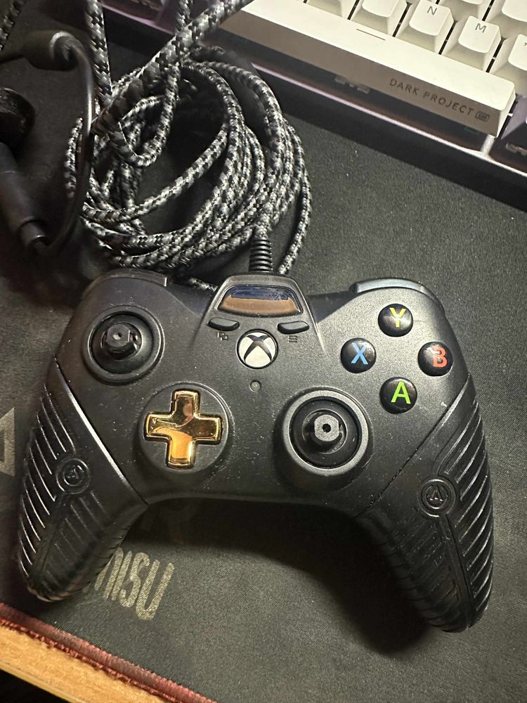 Kontroler Xbox w bardzo dobrym stanie