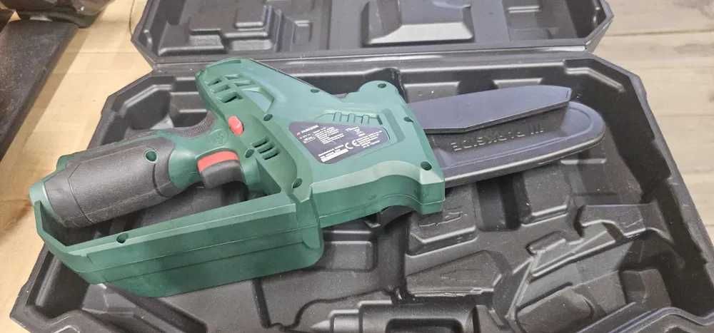 PARKSIDE Pilarka ręczna PGHSA 12 C3