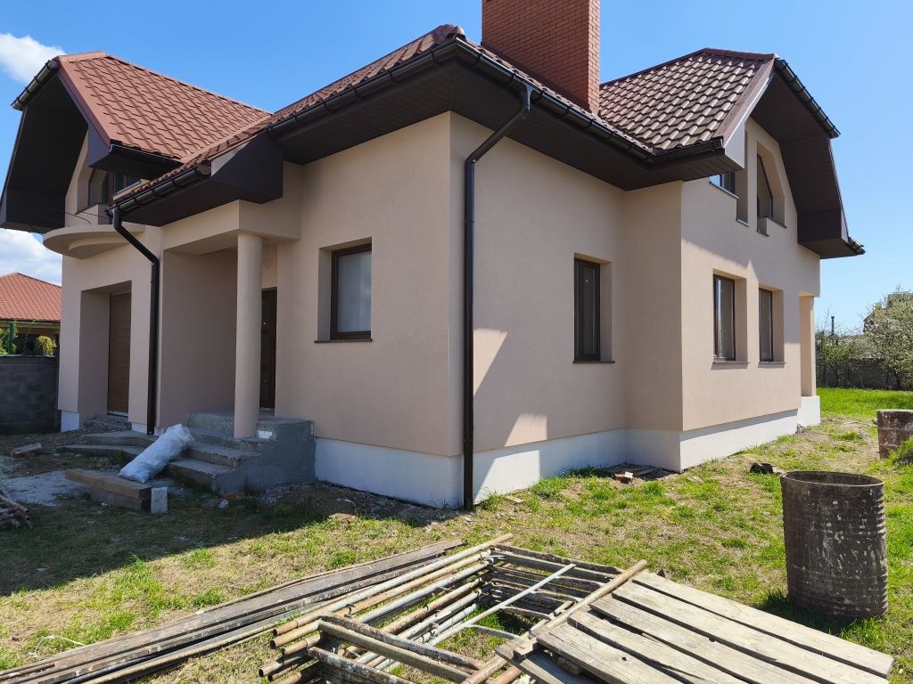 Продається 2-поверховий будинок новобудова, мкр-н. Минай
Код: 26281