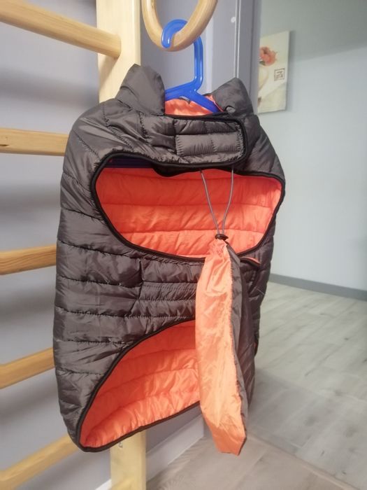 Шикарна безрукавка для собачки