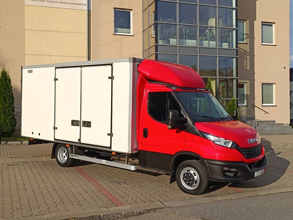 Iveco Daily 50c15 50c18 60c17 65c18 70c17 72c21  Kontener 4.50/2.20 , Otwierany bok, Dmc 3.5t, Super stan!
