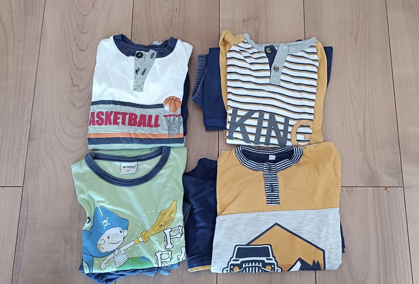 Lote 4 pijamas criança - 8 anos