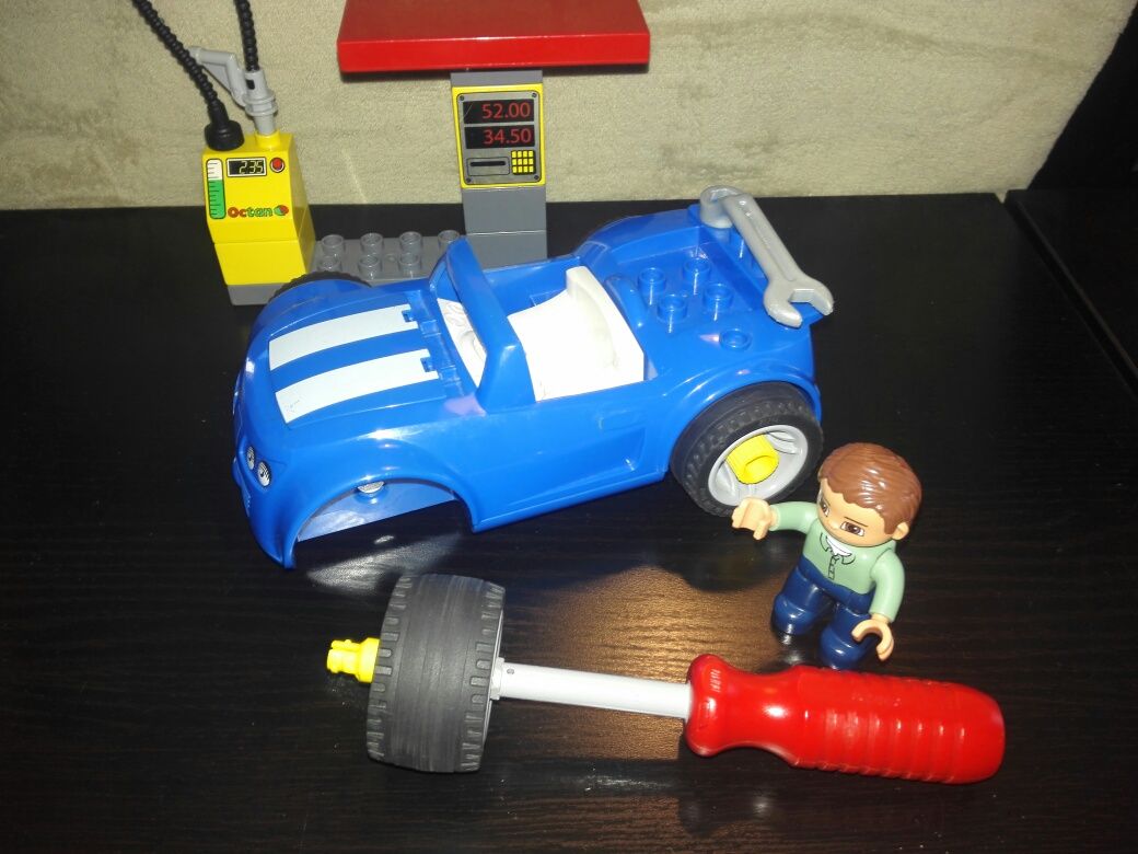 Lego samochod stan bardzo dobry