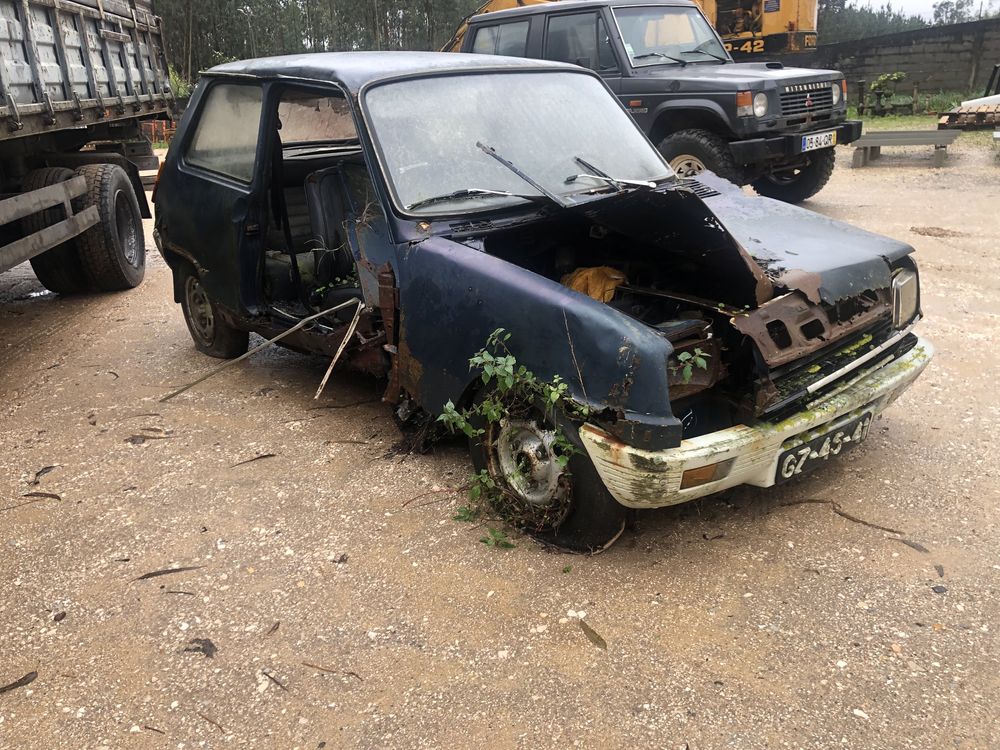 Renault 5C para restauro ou prças