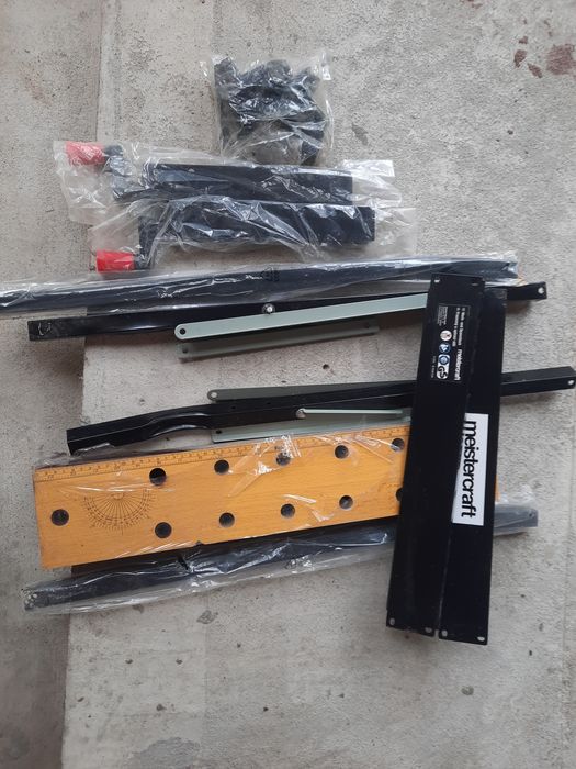 Стіл для роботи .