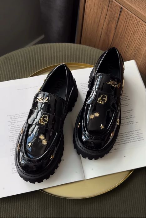 Продам лаковые мокасины karl lagerfeld