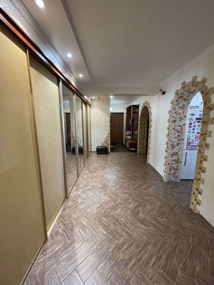 Продаж 3-х кімнатної квартири в ЖК «Ріка»