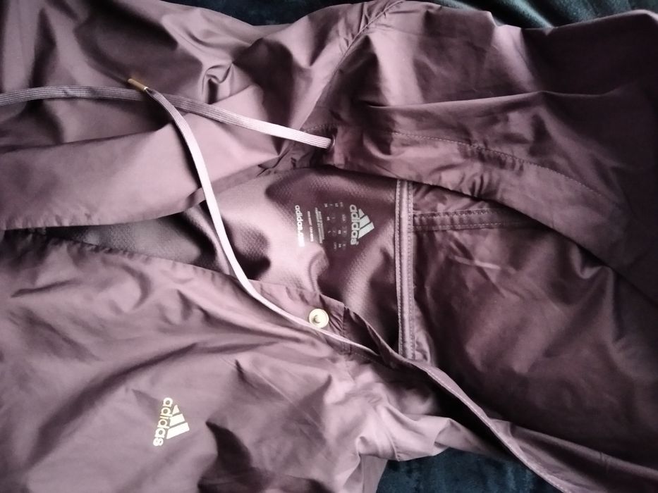 Adidas жилетка дощовик куртка жіноча