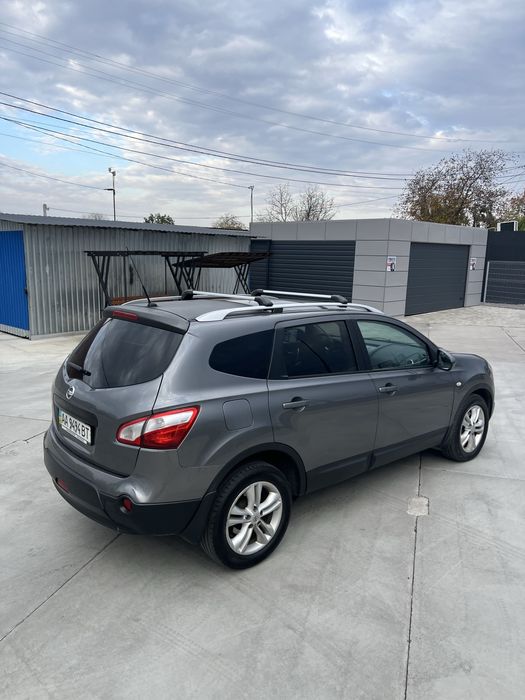 Nissan Qashqai+2 2012