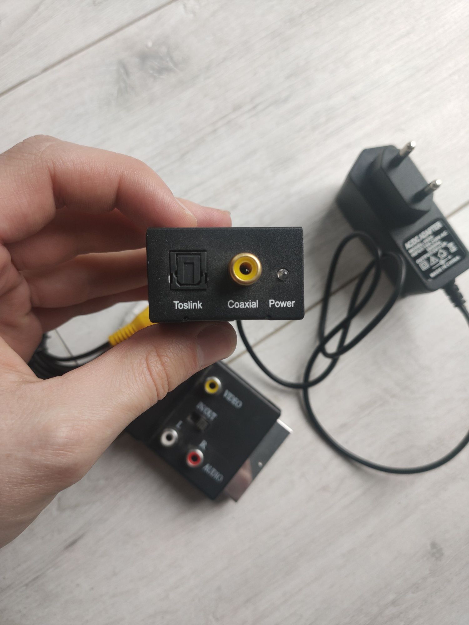 Digital to Analog Audio Converter + rozgałęźnik Audio + 3x rca cinch