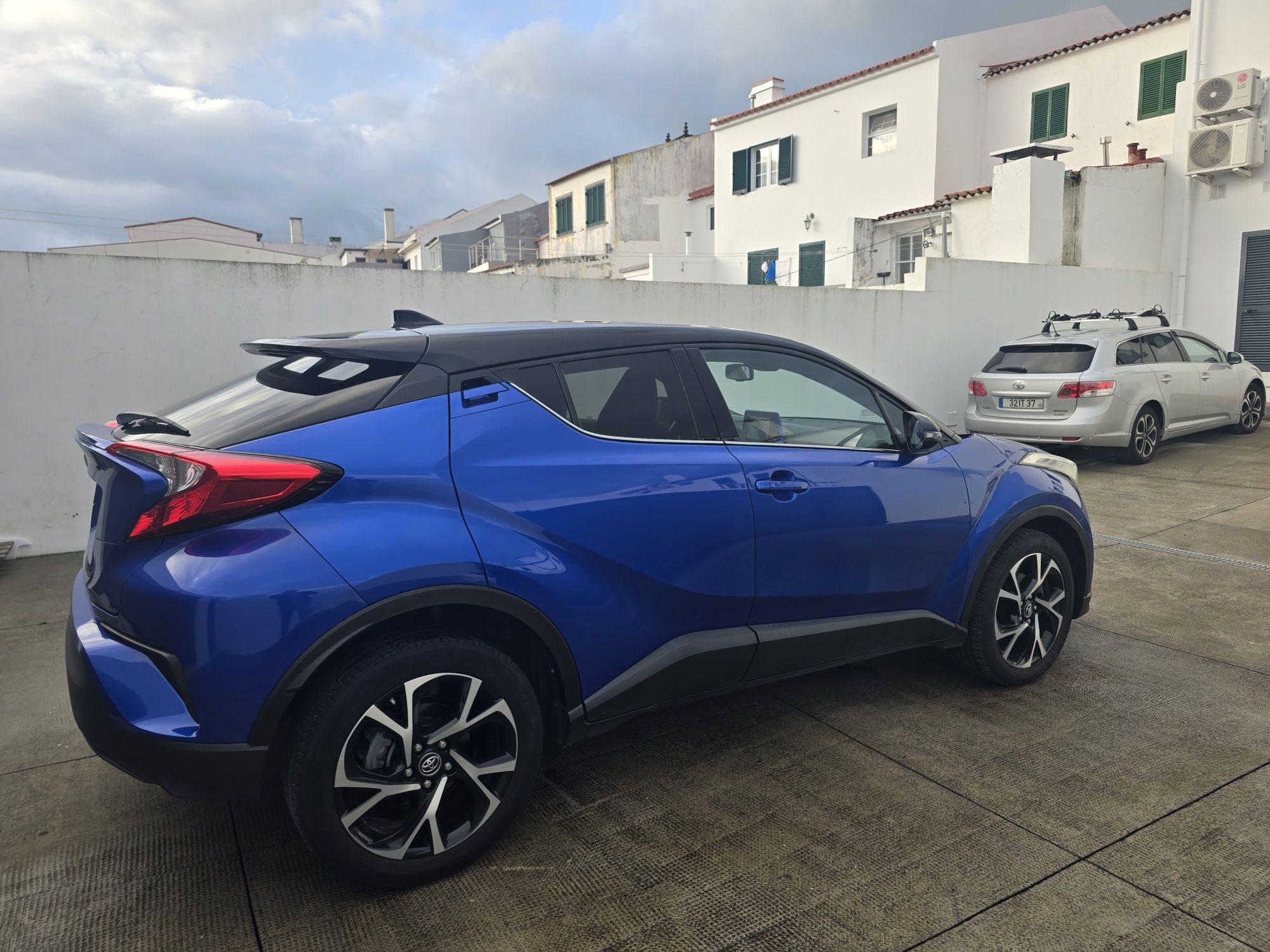 Toyota c-hr 1200 com 47 mil km