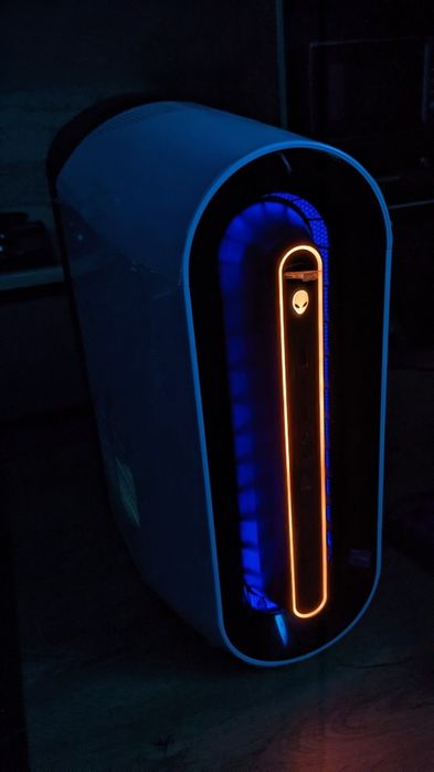 Alienware Aurora R12 | i5-11400f | RX6800 | 32 GB | 1TB