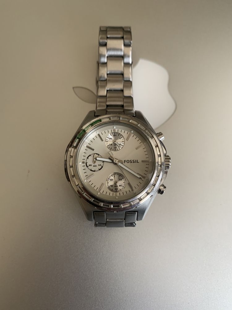 Часы женские наручные  Fossil Dylan Beige/Steel Ø38 mm ref. CH2832