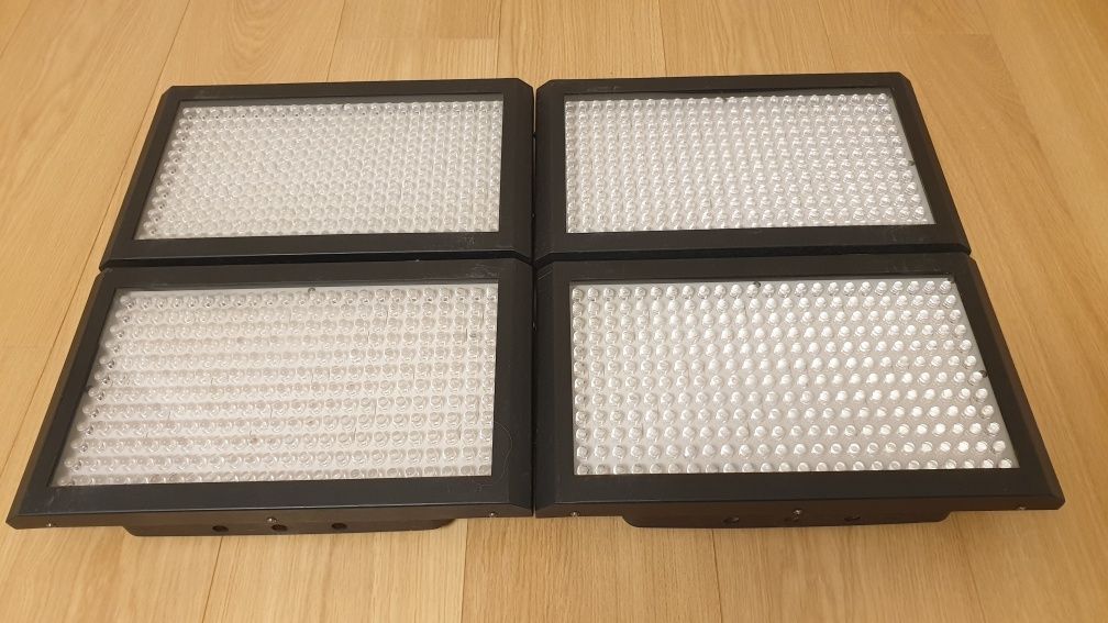 American DJ - ADJ - Mega Panel LED - RGB  - 4 sztuki (tylko komplet)