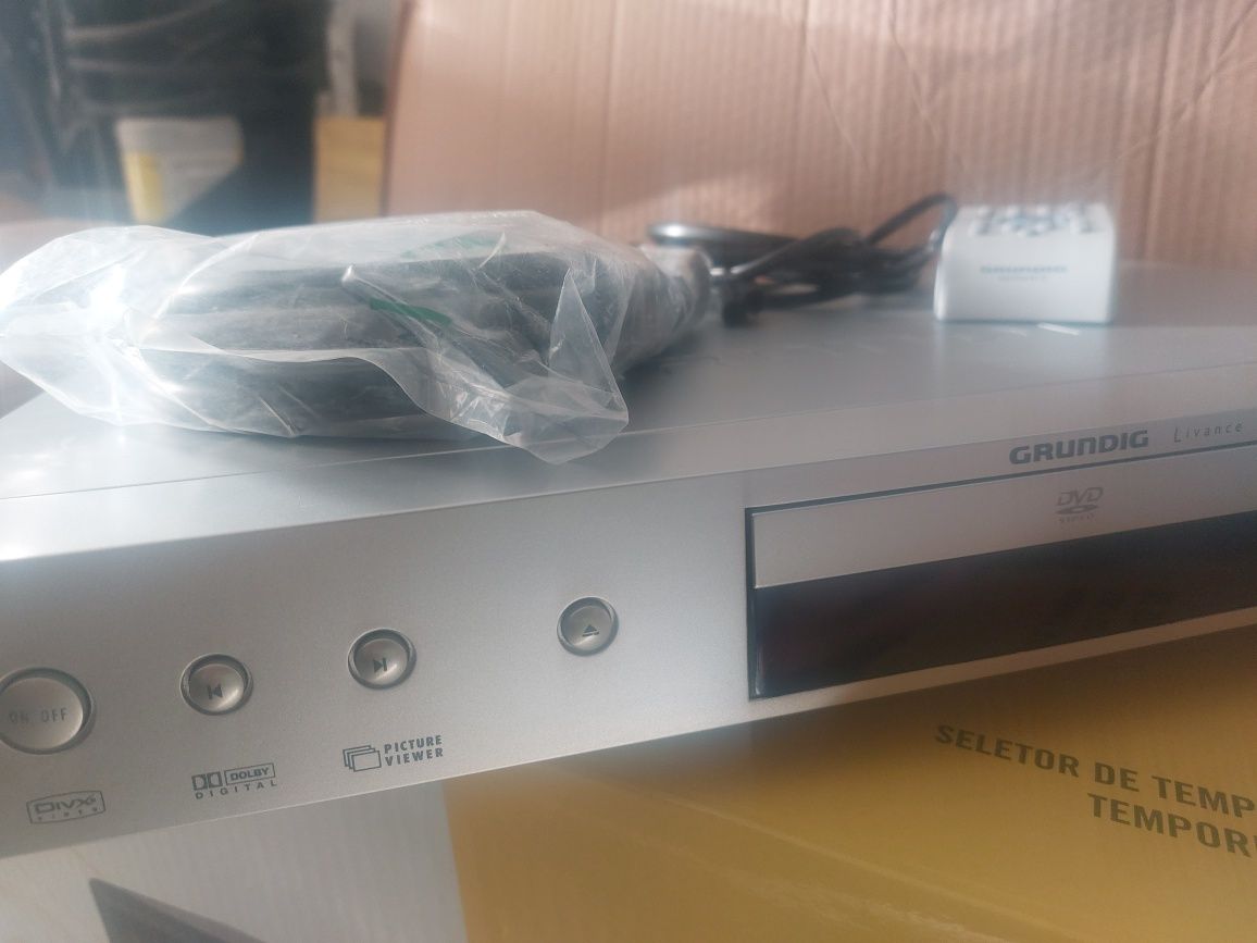 Leitor DVD Grundig Livance