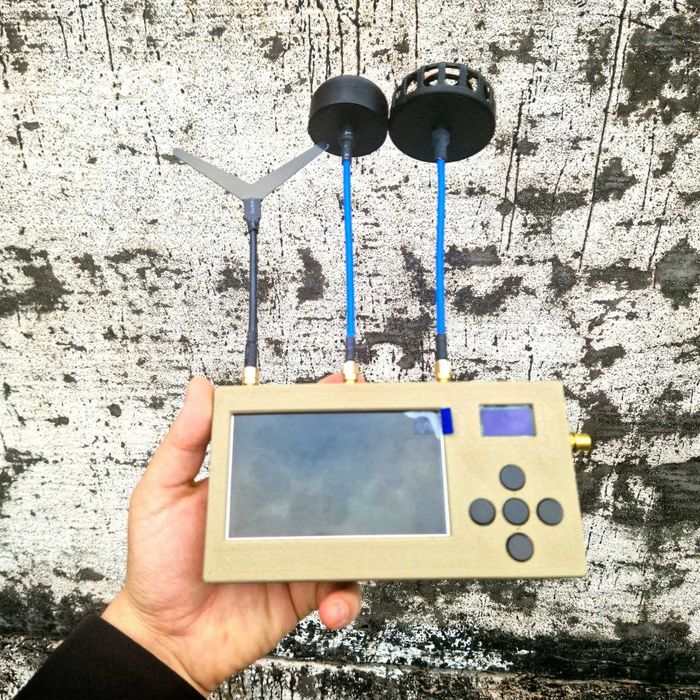 Детектор FPV-дронів "Стевія Fly  1.2 3.3 5.8 ггц